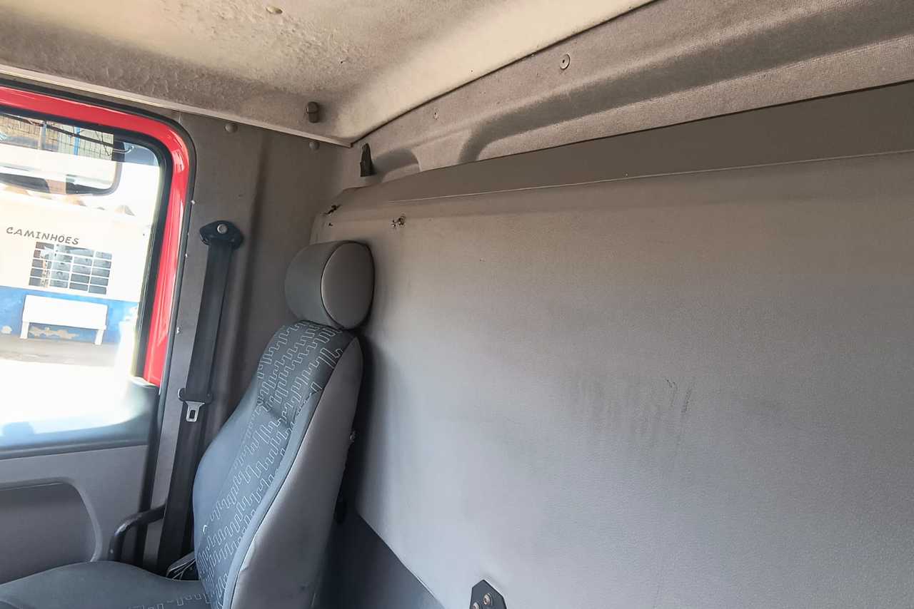 Volkswagen 28-480 6x2 Meteor - 12/13 10