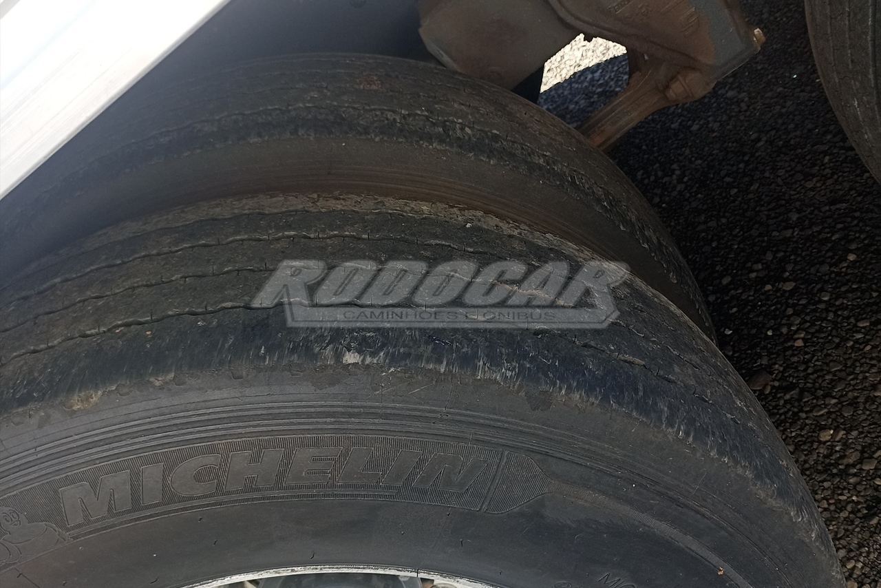 Iveco Tector 240E28 - 14/14 8