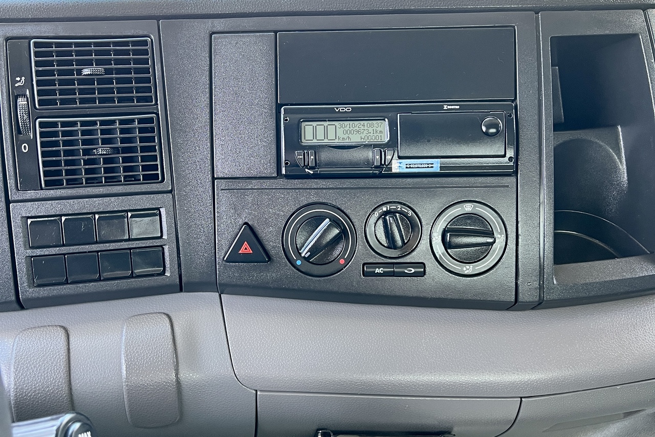 Volkswagen VW 31320 - 23/24 17
