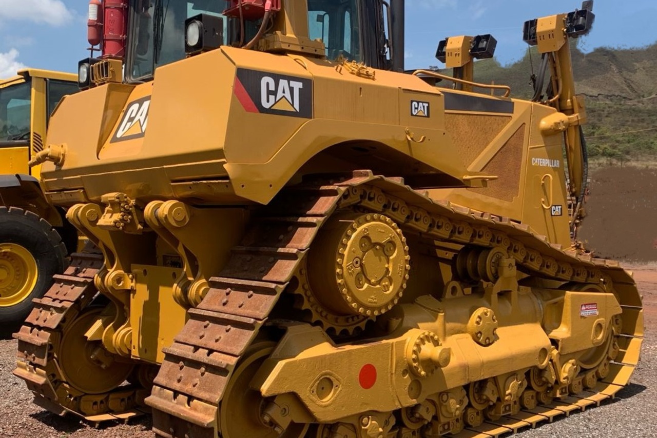 Caterpillar D8T - 09/09 4