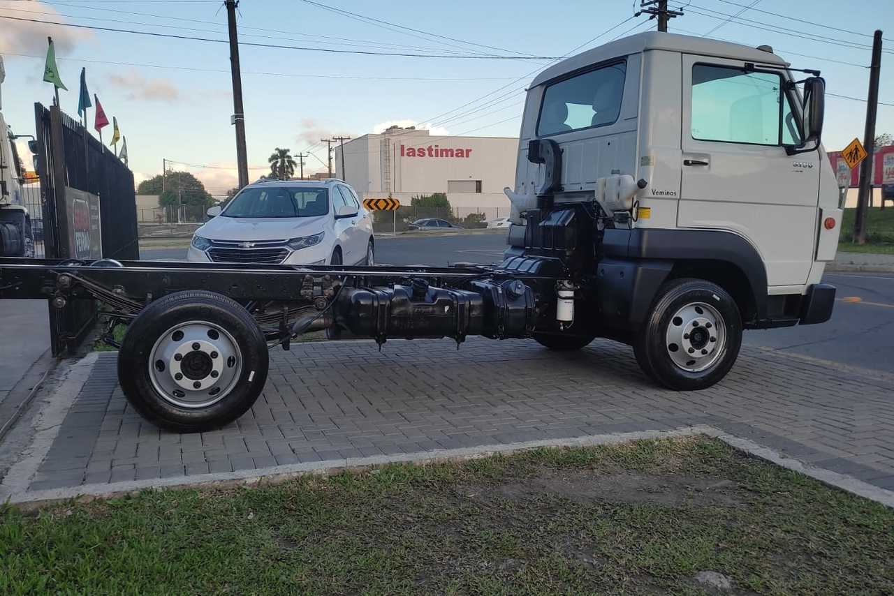 Volkswagen 5150 Delivery - 17/18 18