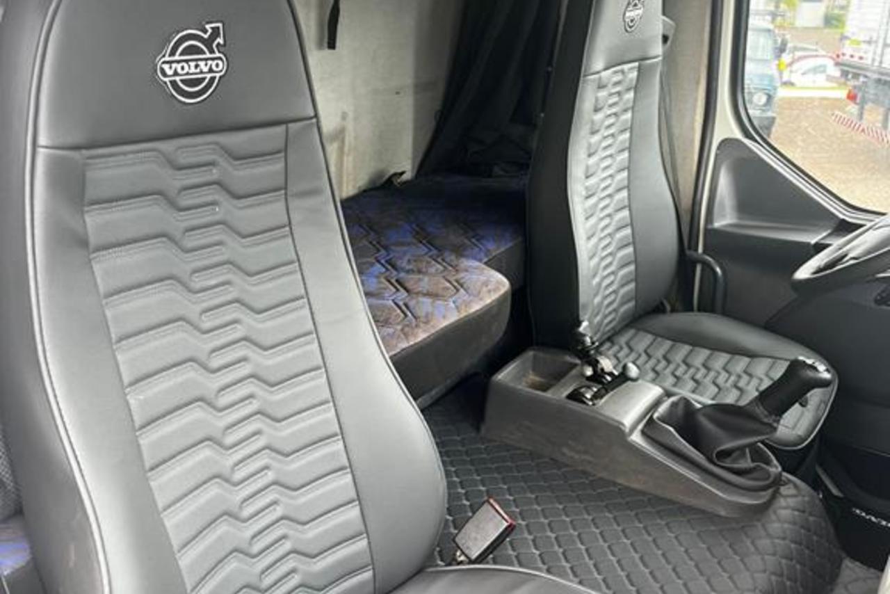 Volvo VM 270 - 14/14 6