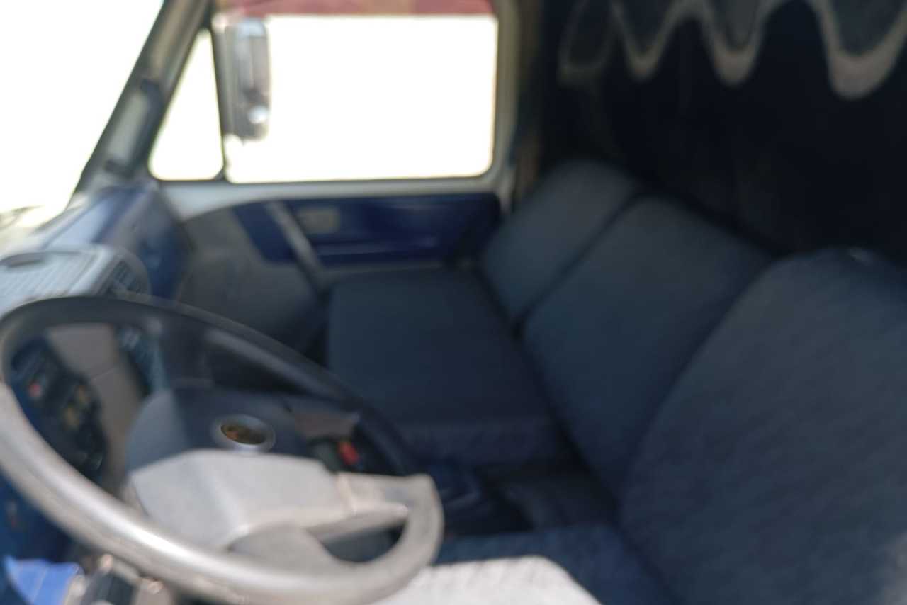 Volkswagen 24 220 - 06/06 2