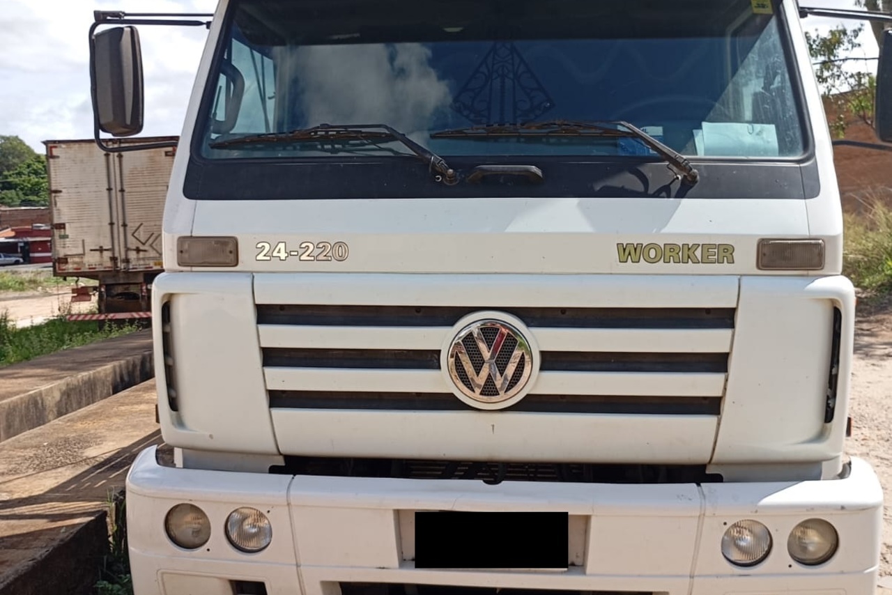 Volkswagen 24 220 - 06/06 10