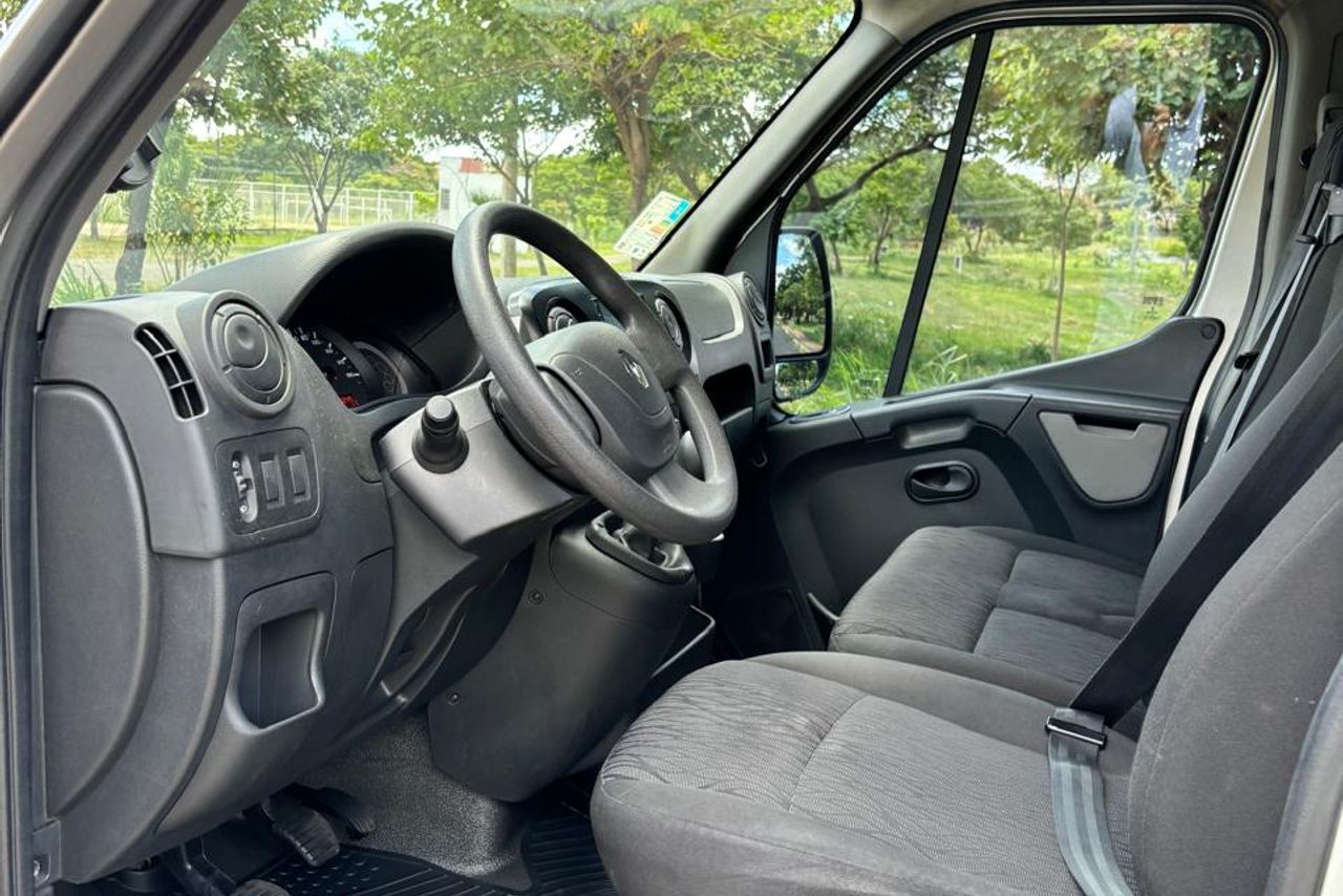 Renault Master  Furgão - 20/21 4