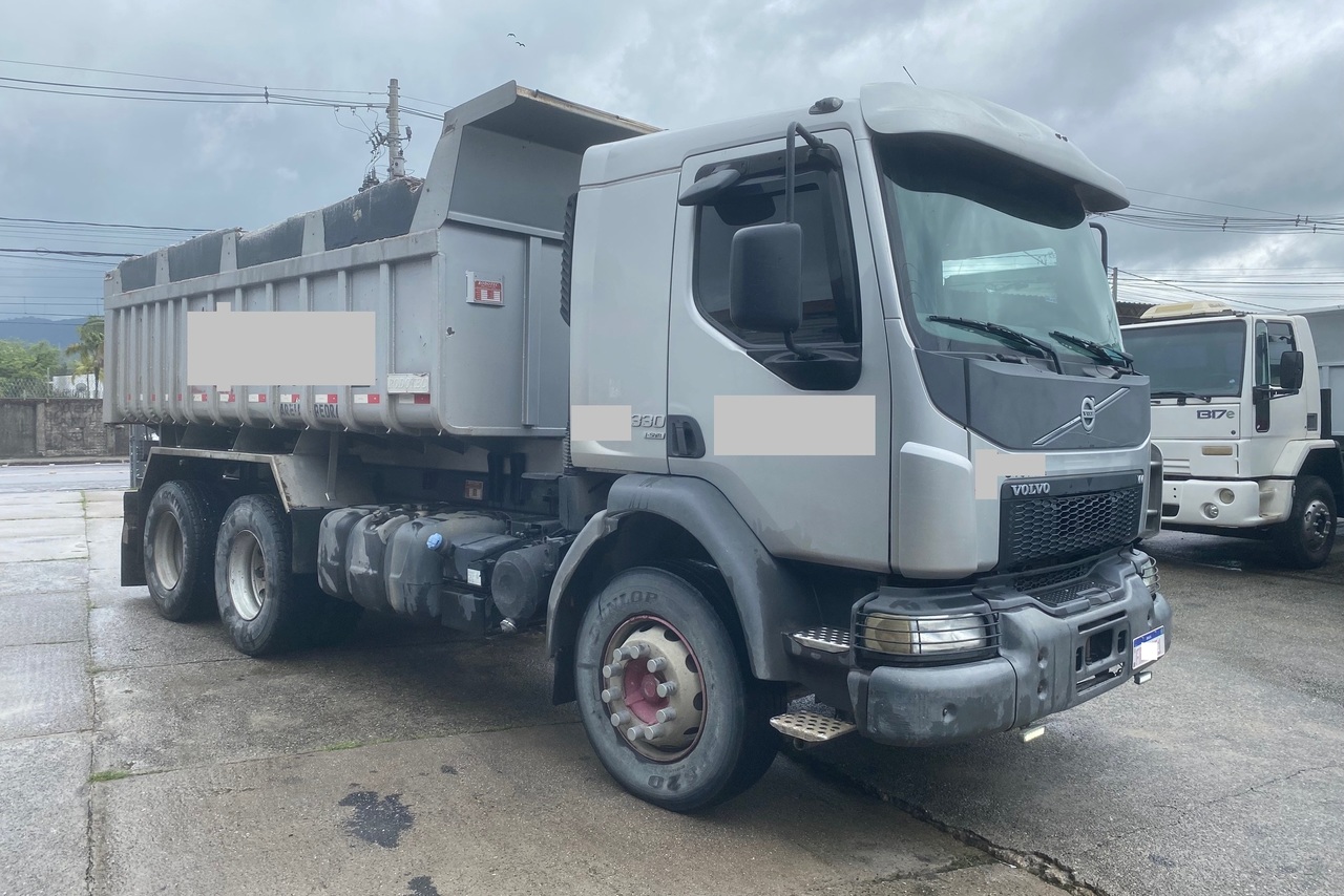 Volvo VM330 - 14/15 10