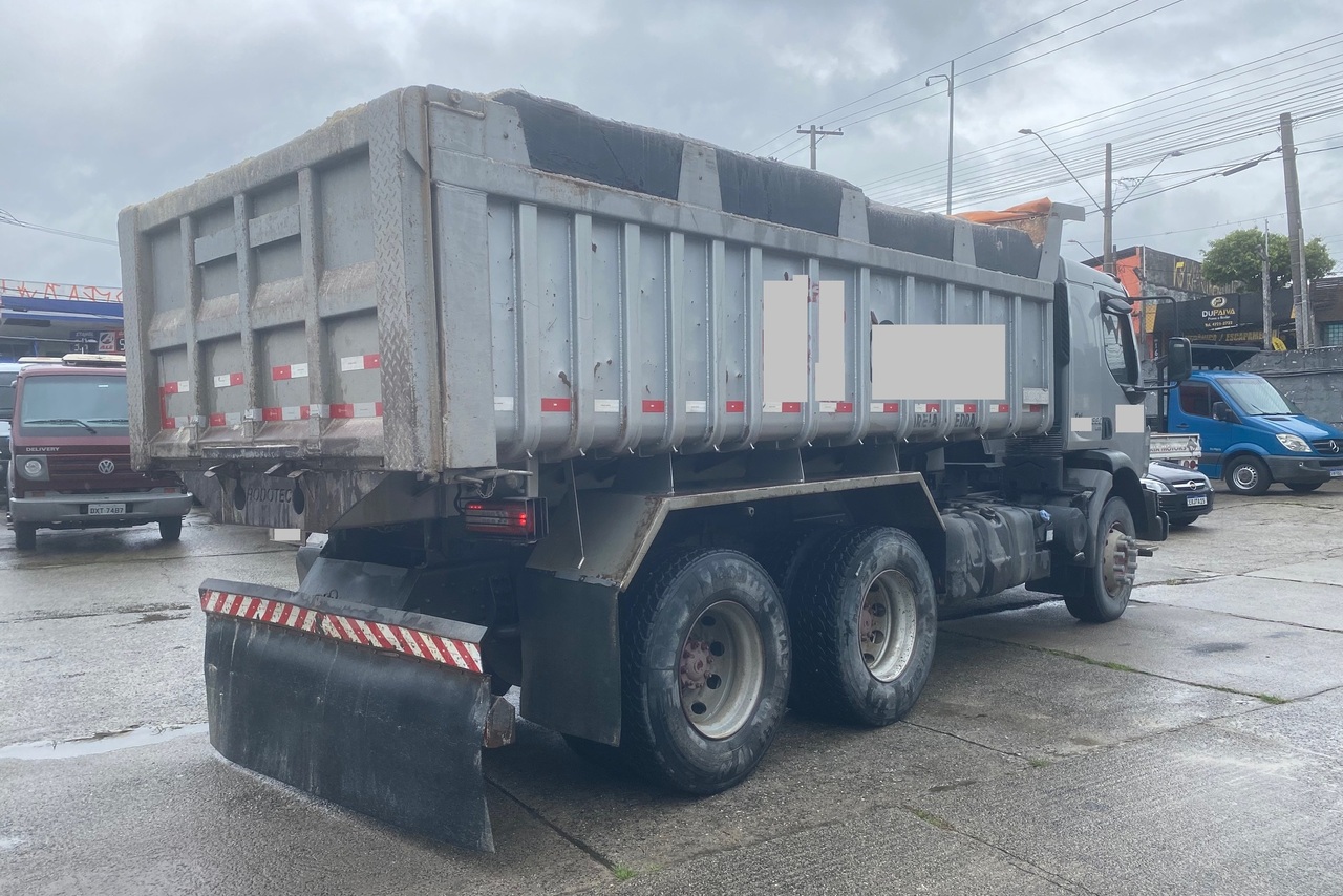 Volvo VM330 - 14/15 11