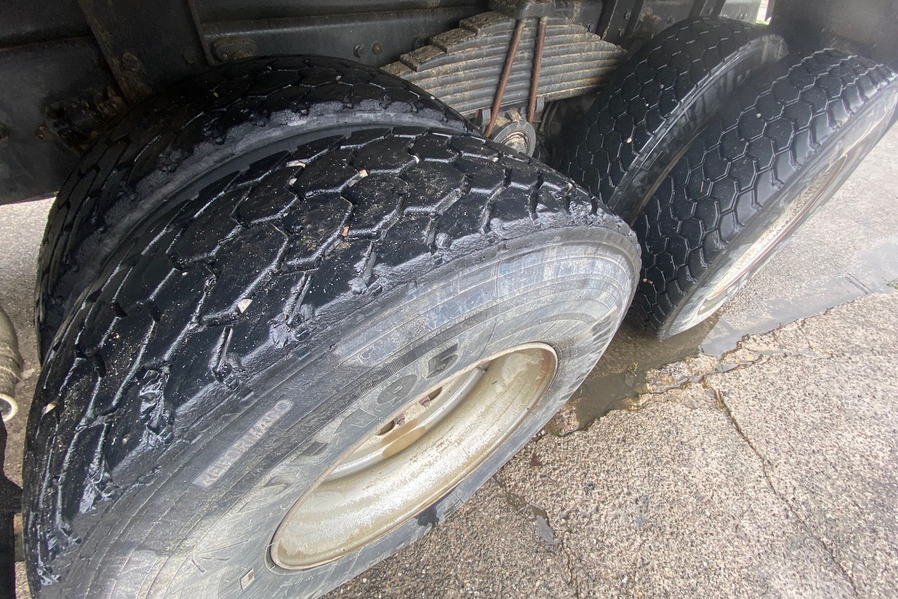 Volvo VM330 - 14/15 17