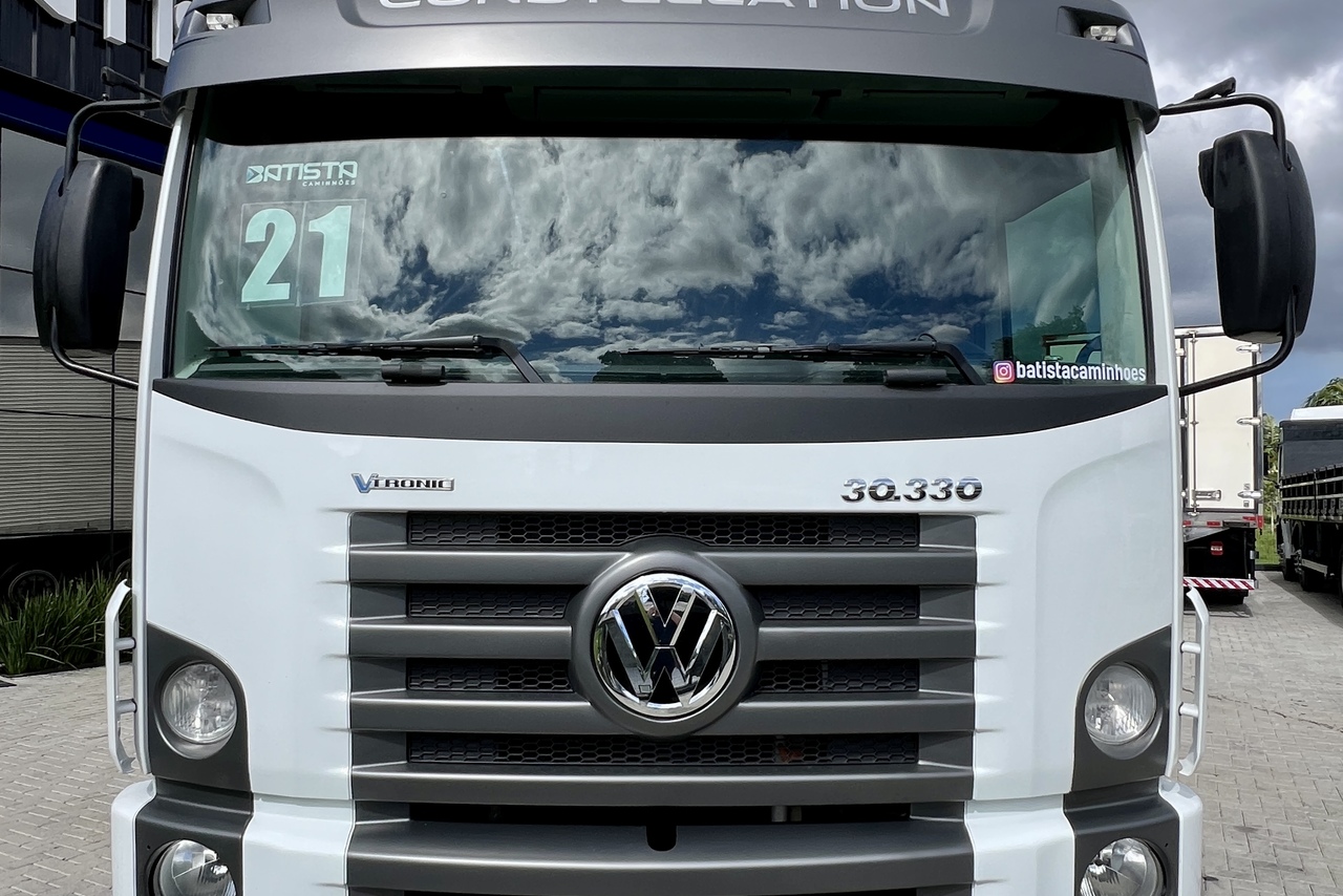 Volkswagen 30-330 Constellation 8x2 - 20/21 3