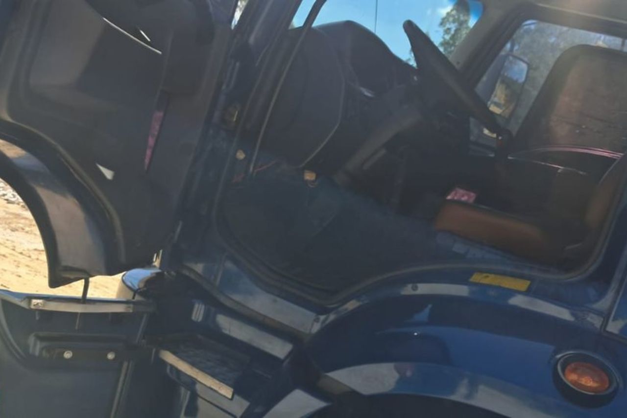 Ford Cargo2422 - 12 3