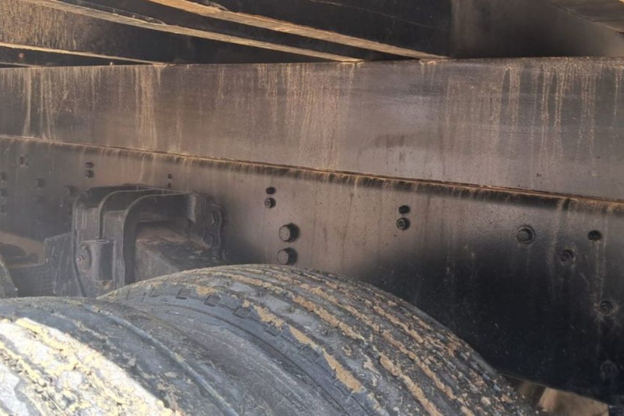 Ford Cargo2422 - 12 7