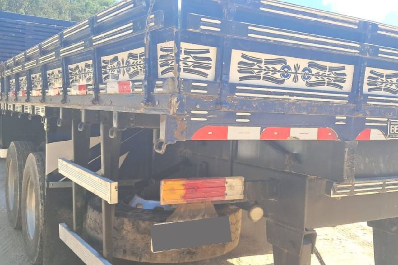 Ford Cargo2422 - 12 8