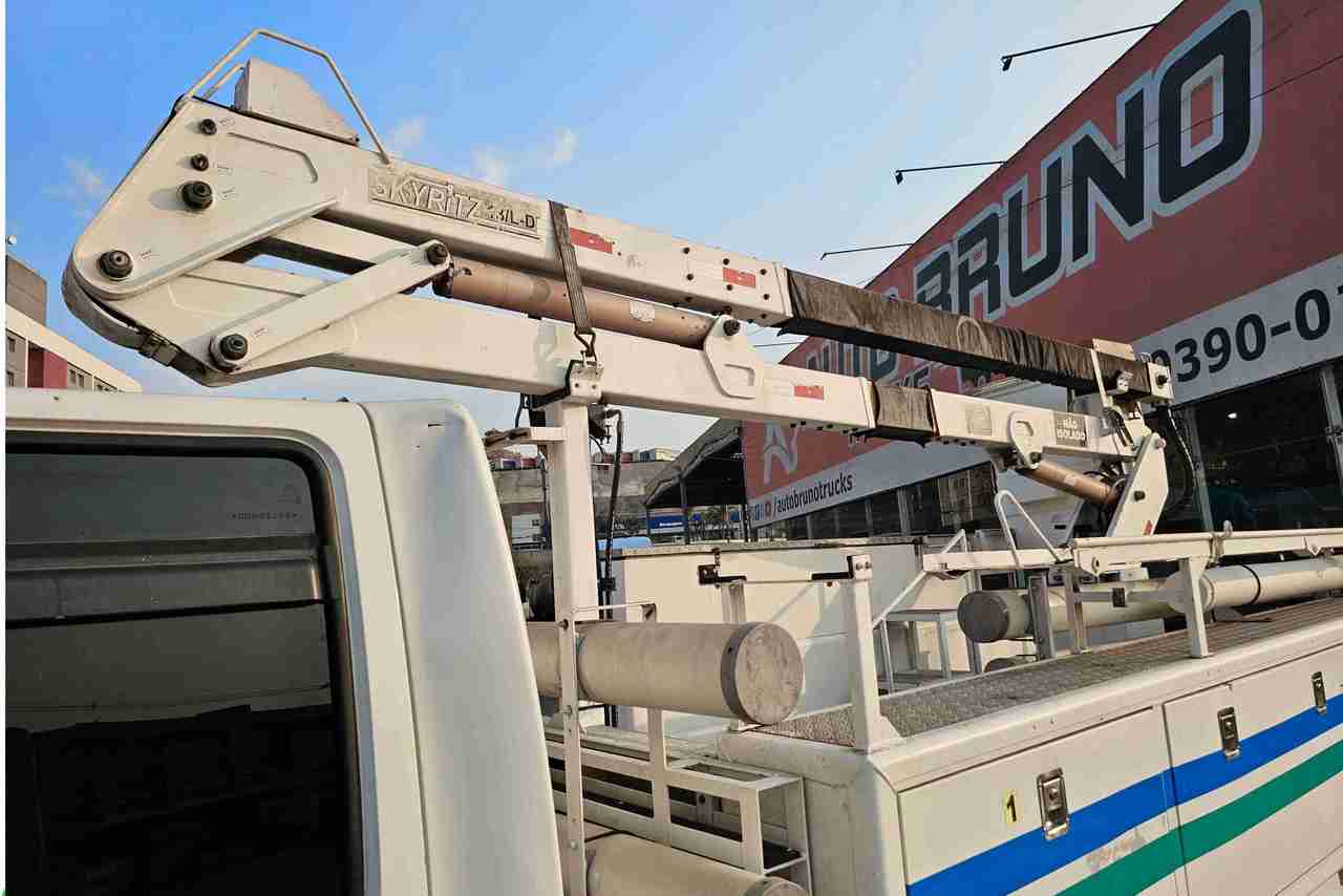 Ford Cargo815 - 11/12 4