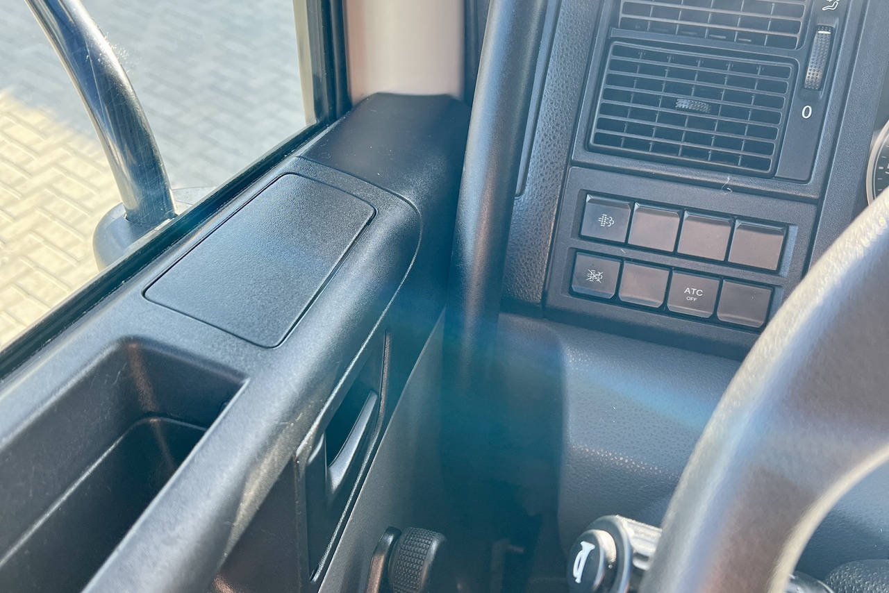 Volkswagen 14 210 - 23/23 10