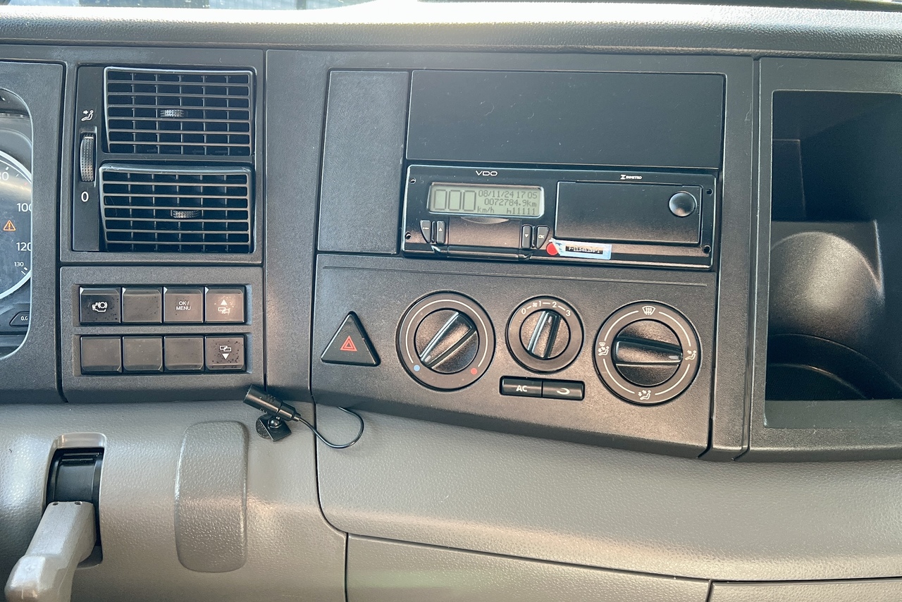 Volkswagen 14 210 - 23/23 19