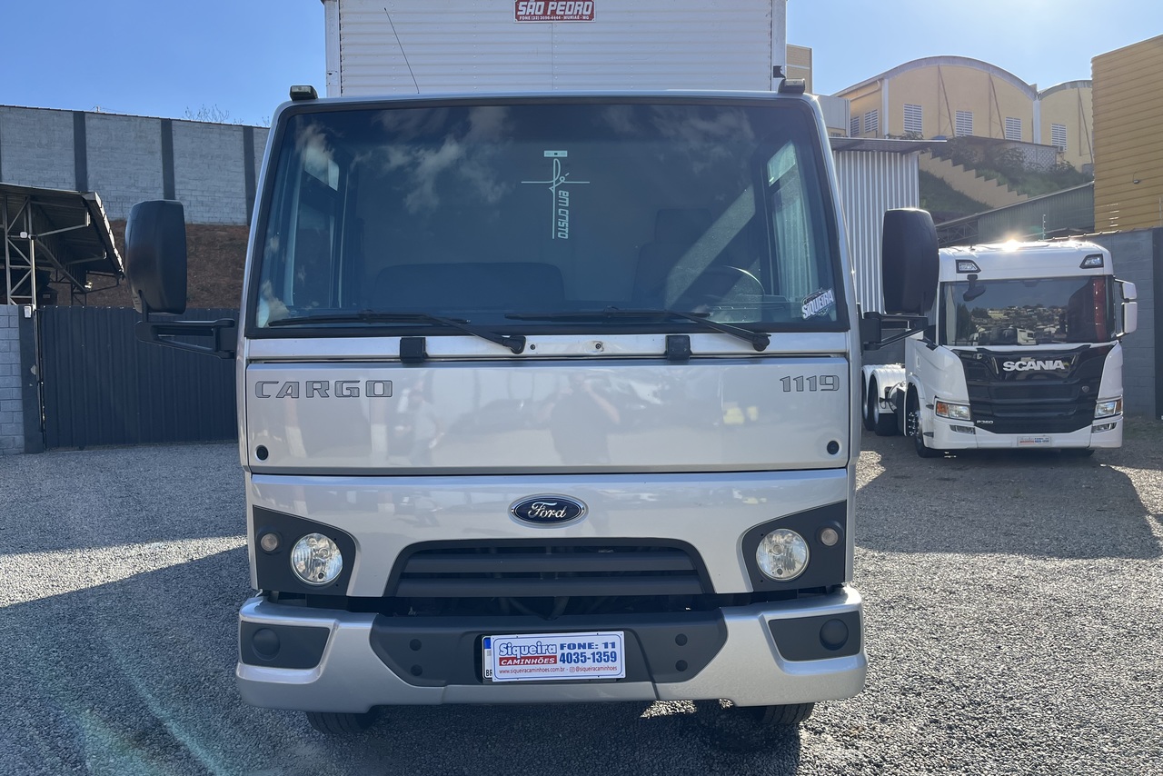 Ford Cargo1119 - 18/19 2