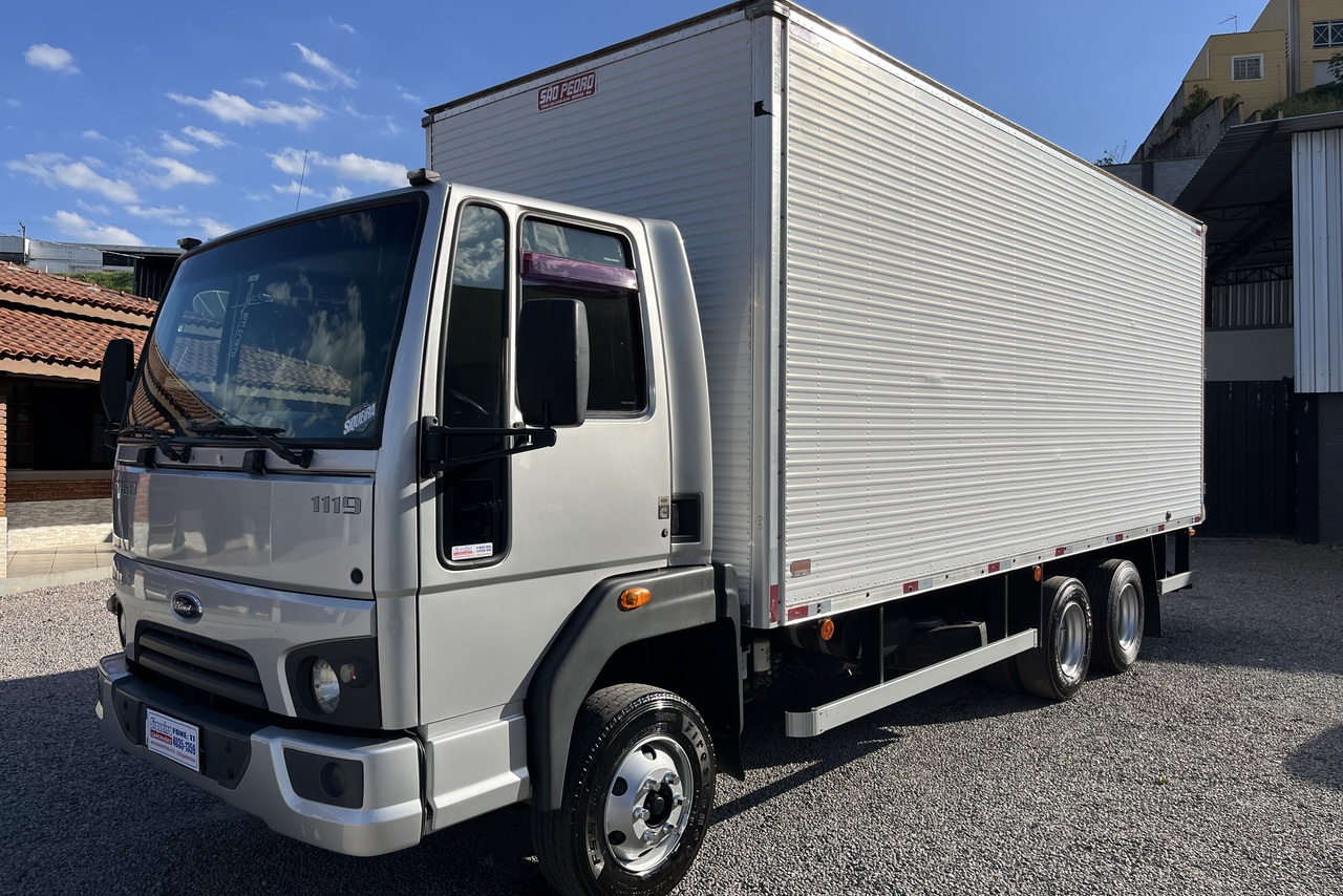 Ford Cargo1119 - 18/19 3