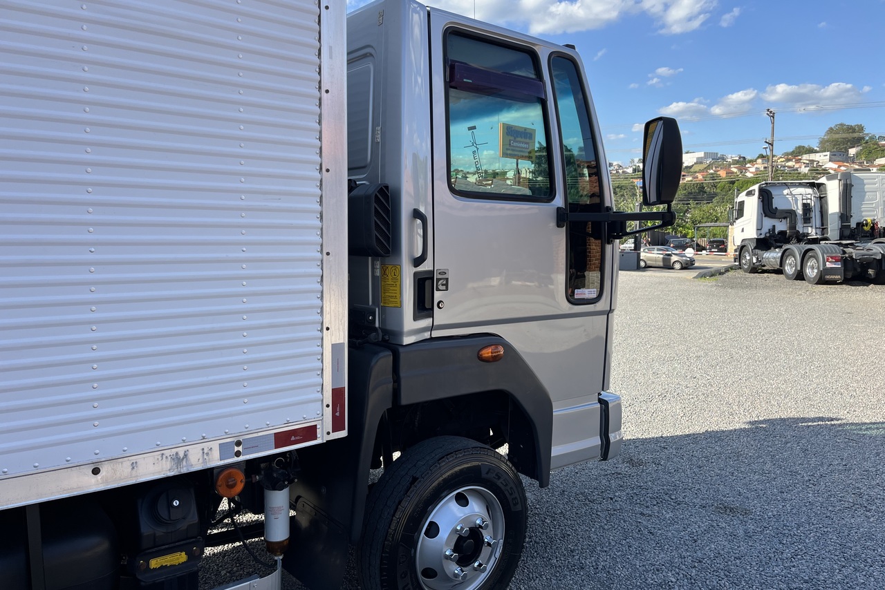 Ford Cargo1119 - 18/19 7