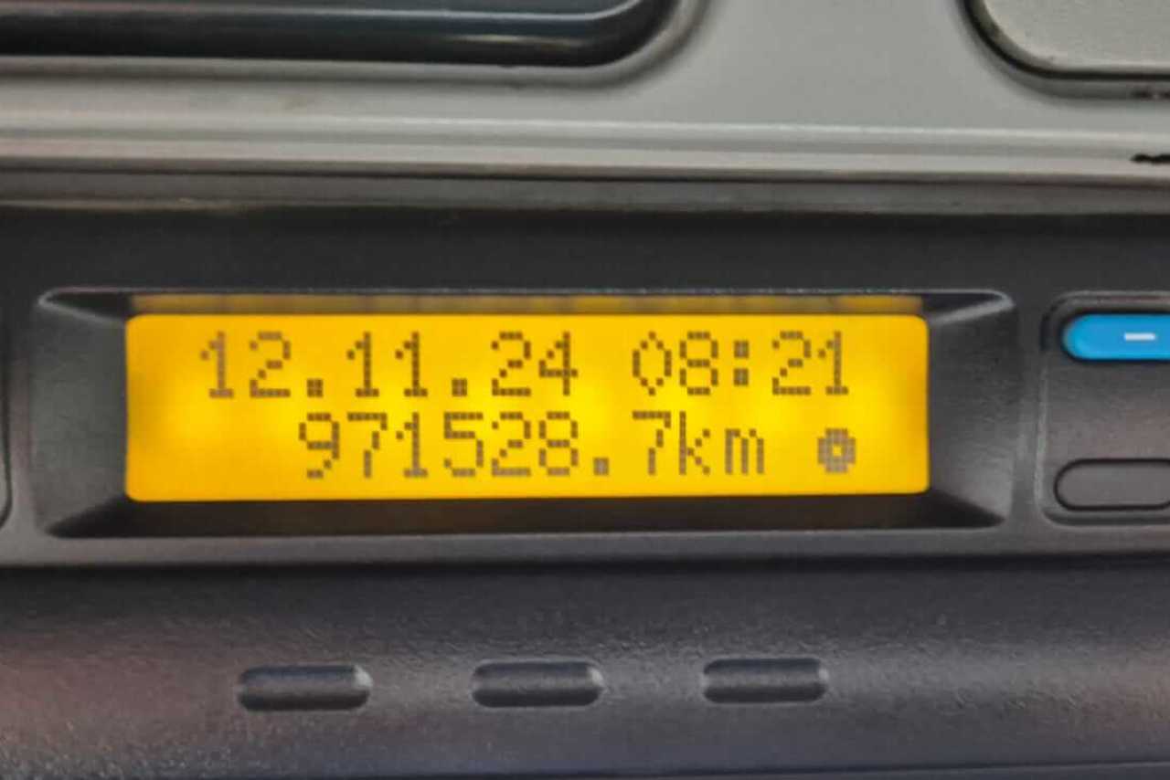 Mercedes Benz Axor 2544 - 13/13 3