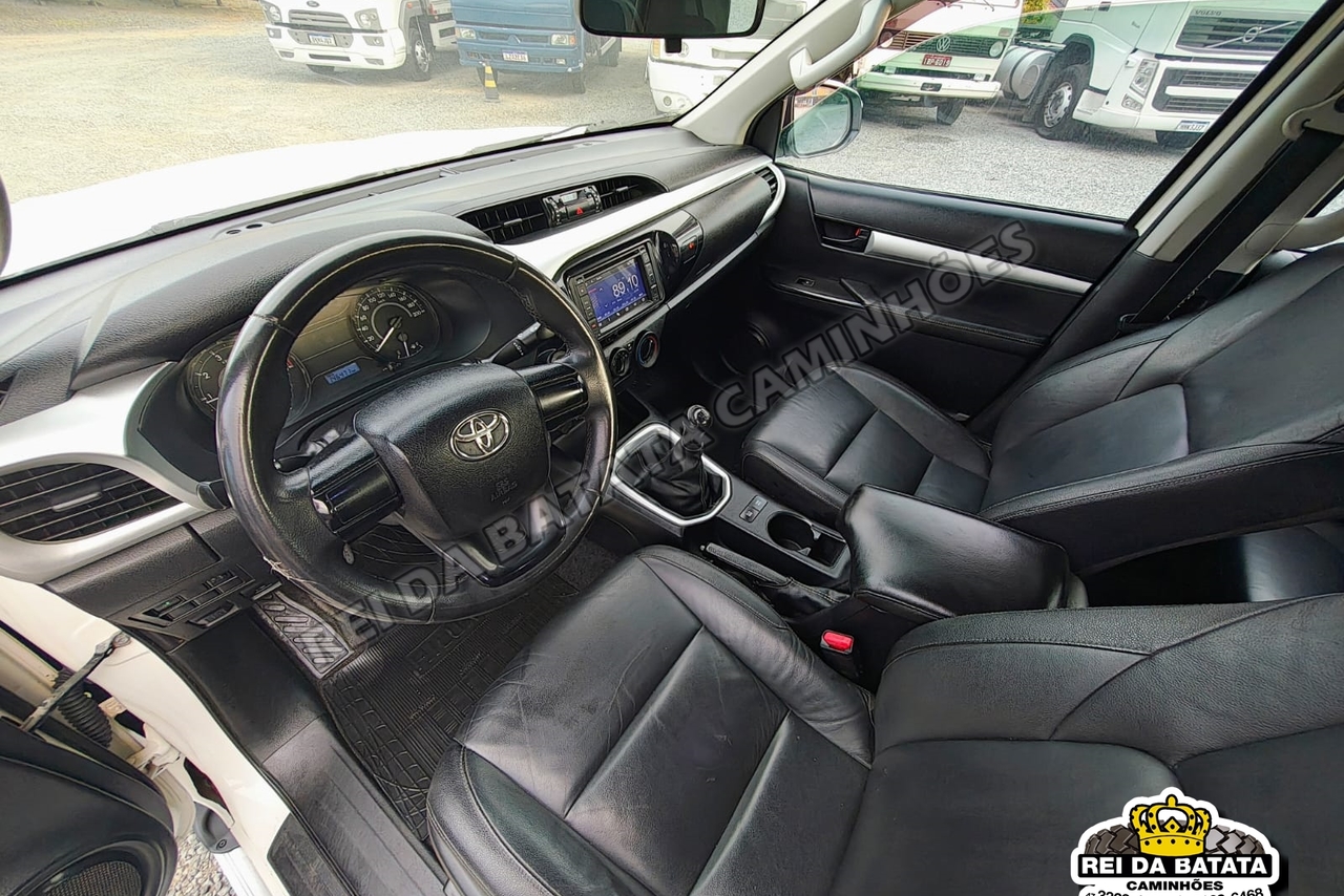 Toyota  HILUX CD4X4  - 17/17 7
