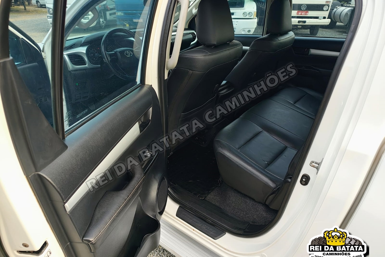 Toyota  HILUX CD4X4  - 17/17 9