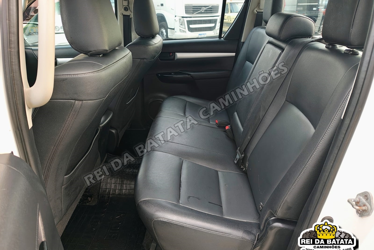 Toyota  HILUX CD4X4  - 17/17 11