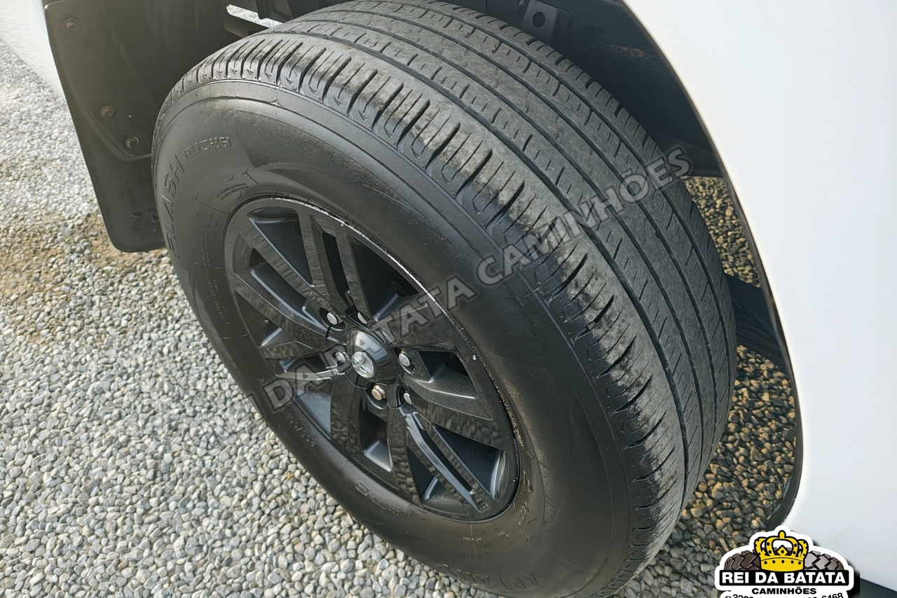 Toyota  HILUX CD4X4  - 17/17 12