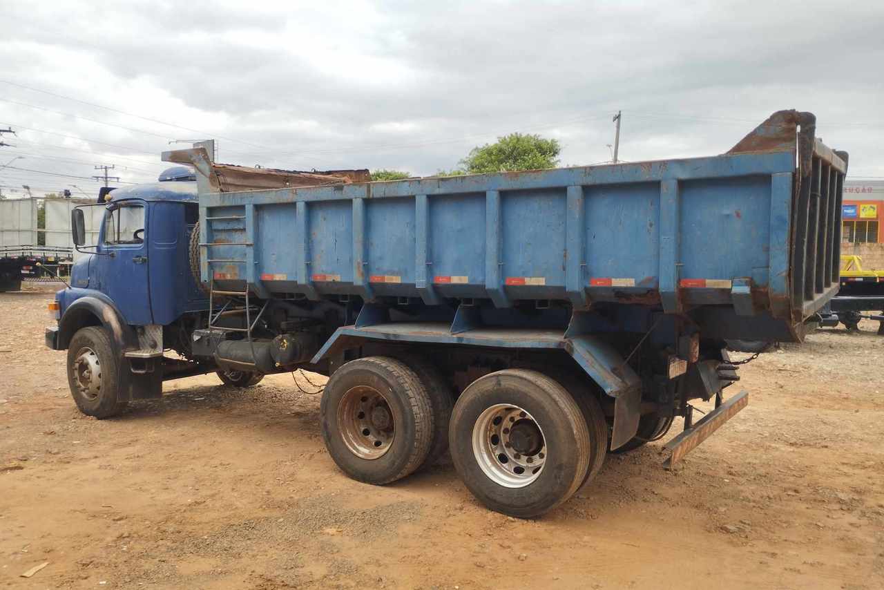Mercedes Benz MB 1513 - 76/76 4