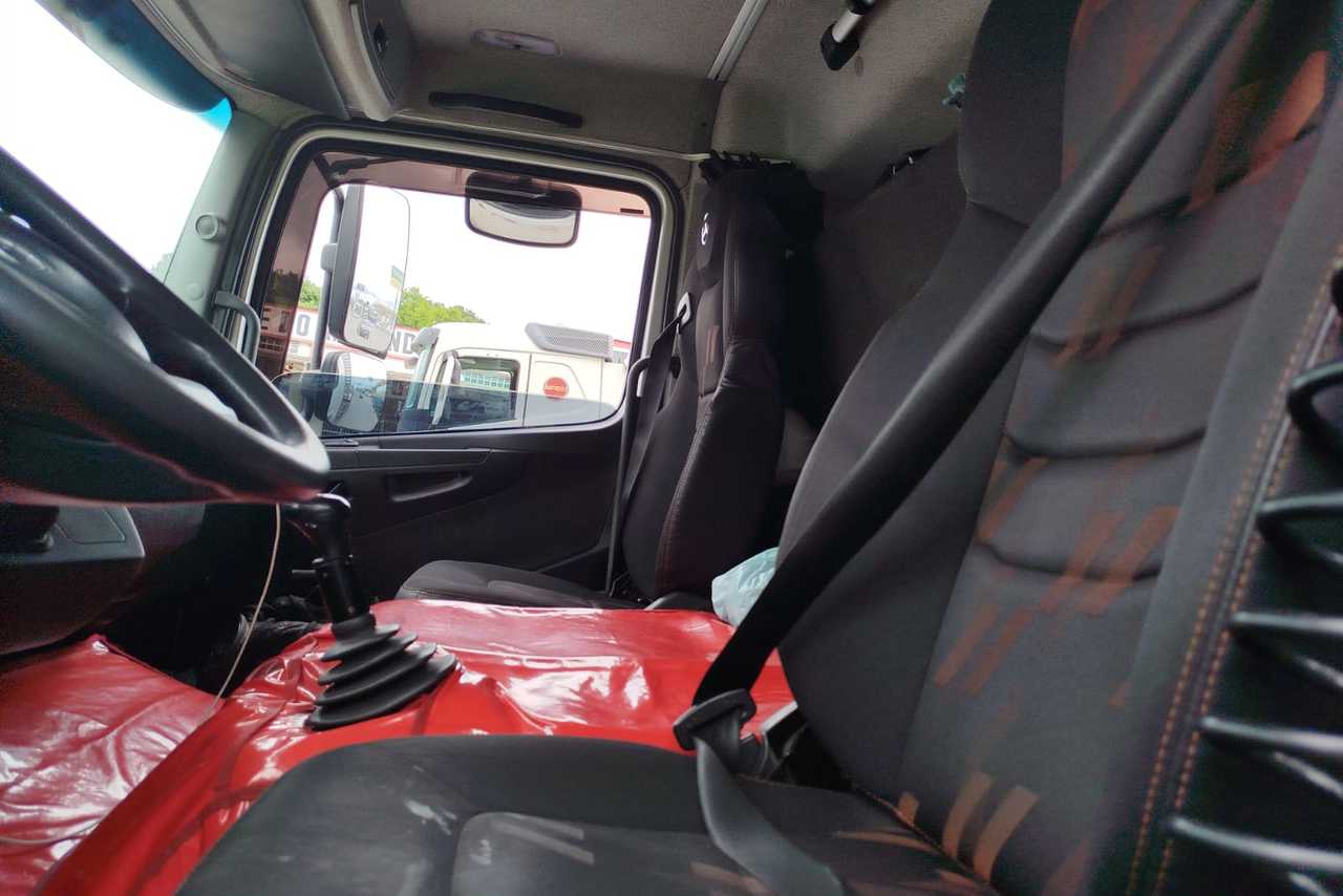 Mercedes Benz Atego 2426 - 21/21 3