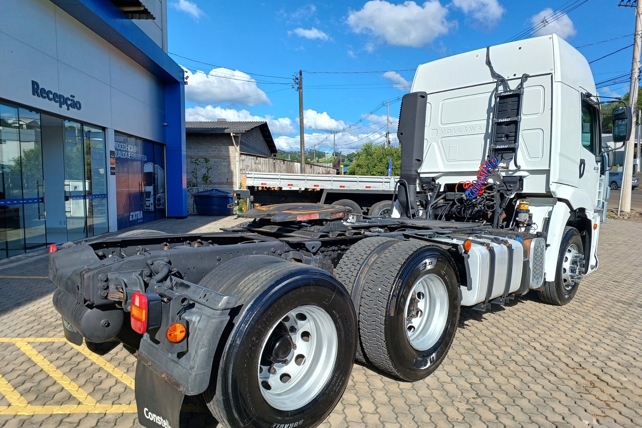 Volkswagen 25 390 - 13/14 11