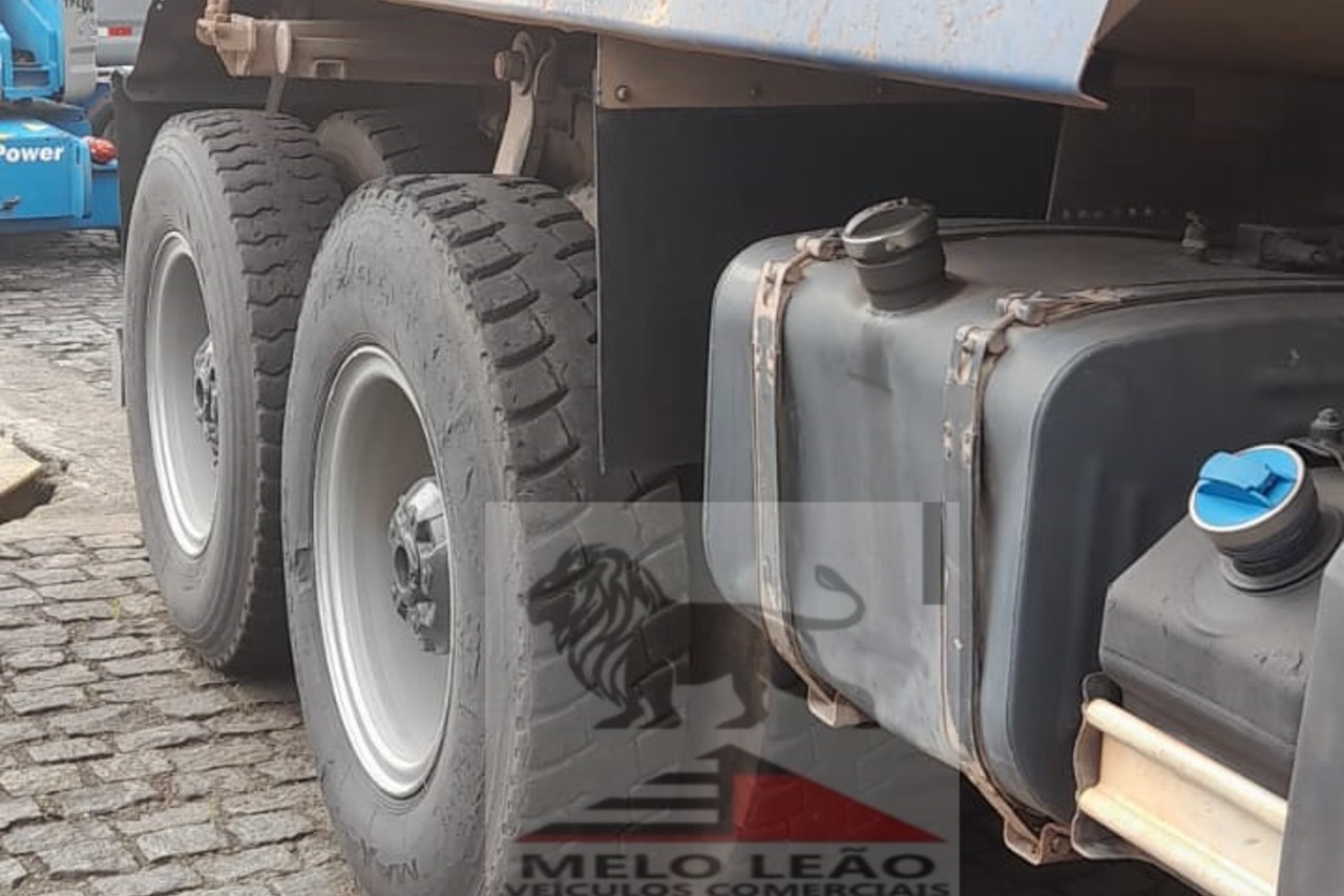 Scania 400 -  12
