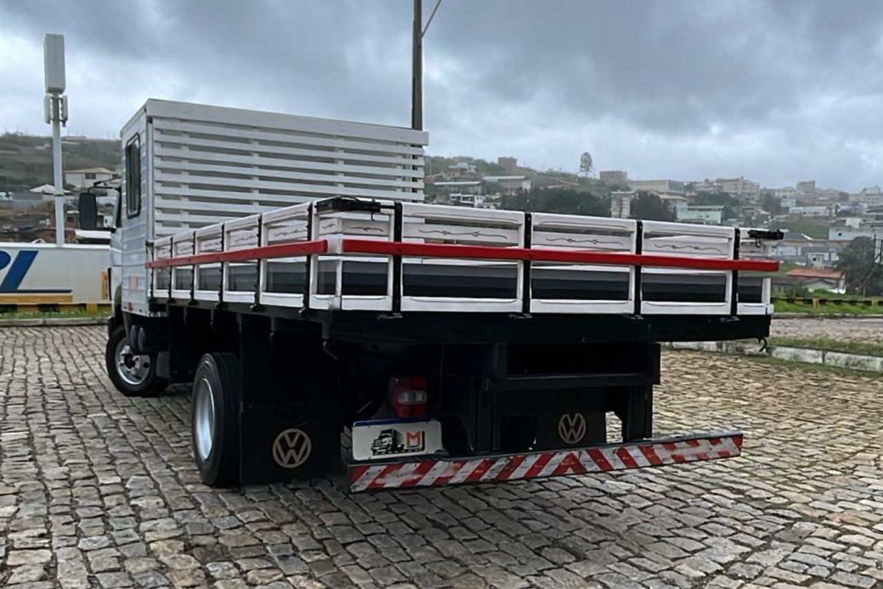 Volkswagen 8 160 - 13/13 7
