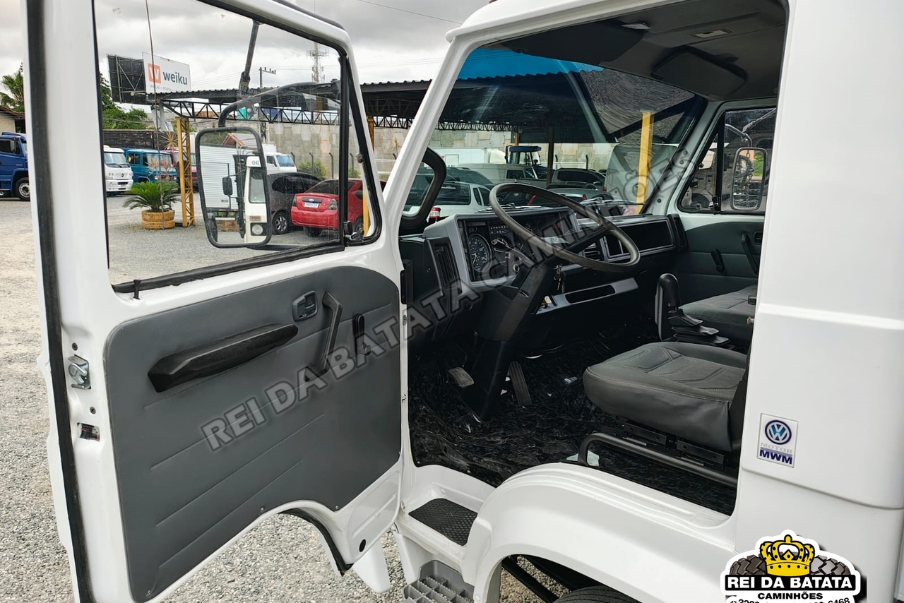 Volkswagen 8 140 - 96/96 6