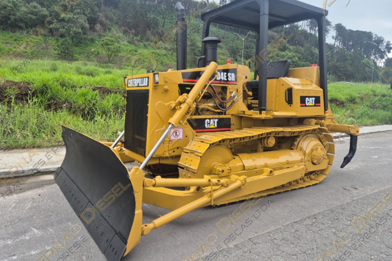 Caterpillar  D4 - 95/96 8