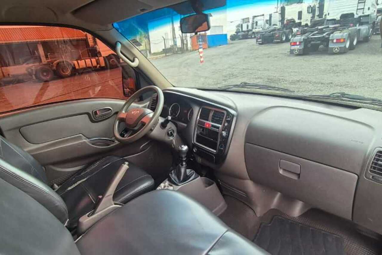 Hyundai HR HDB - 18/19 6