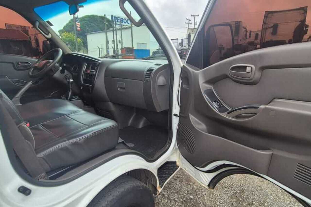 Hyundai HR HDB - 18/19 8