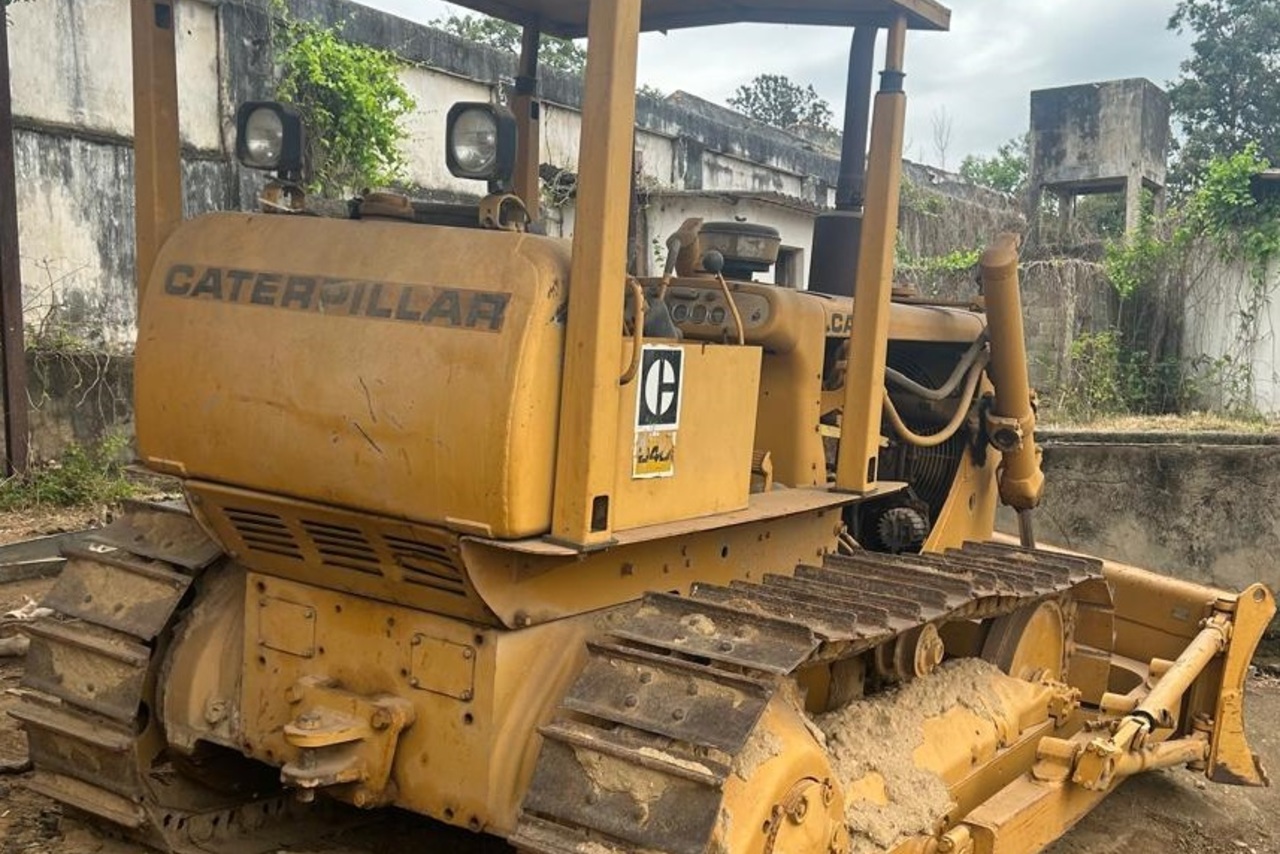 Caterpillar D4D - 77/77 5