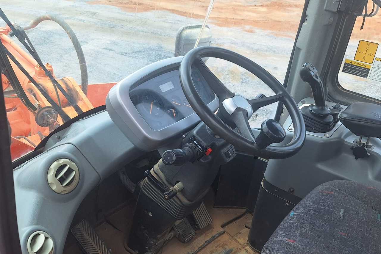 Doosan DL 200 - 10/10 4