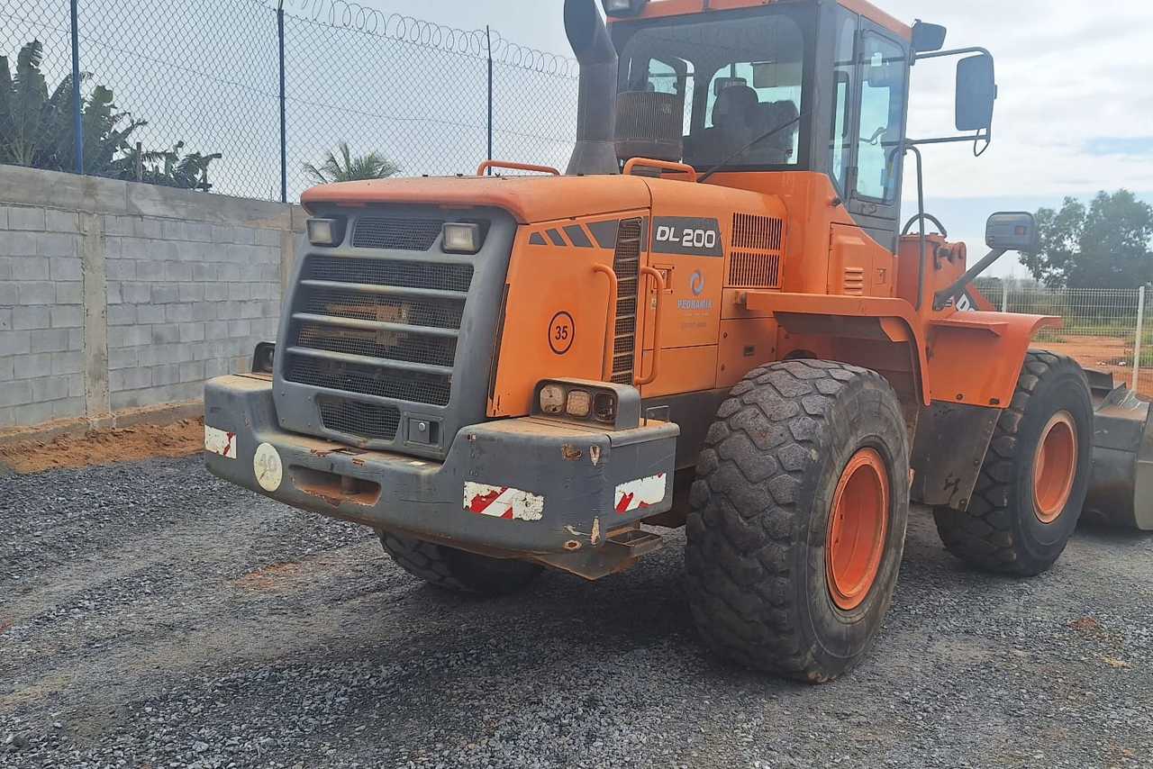 Doosan DL 200 - 10/10 5