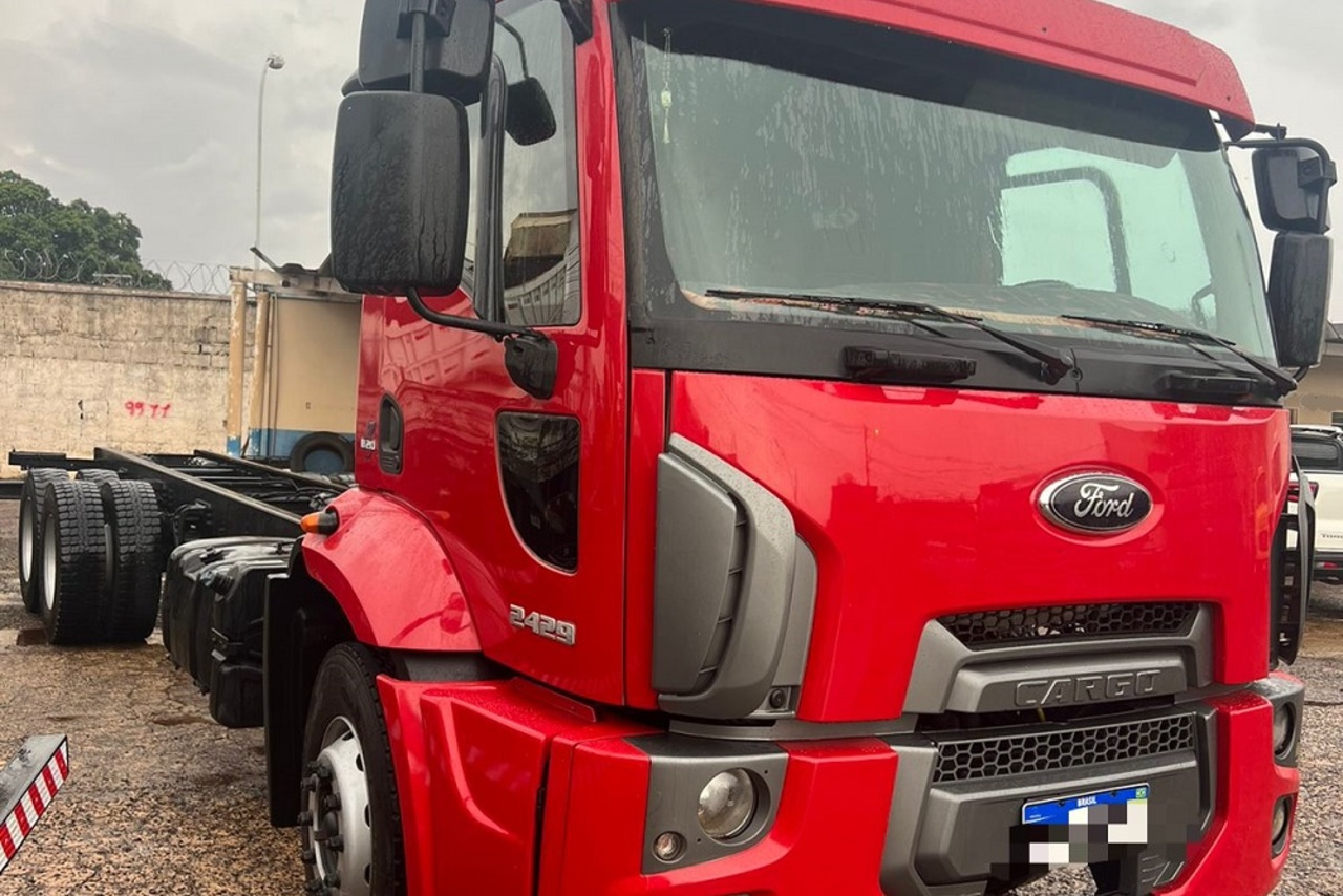 Ford Cargo2429 - 16/16 6