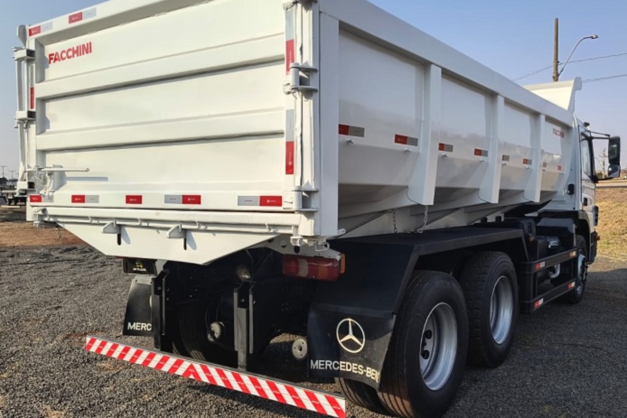Mercedes Benz Atego 2426 - 20/20 2