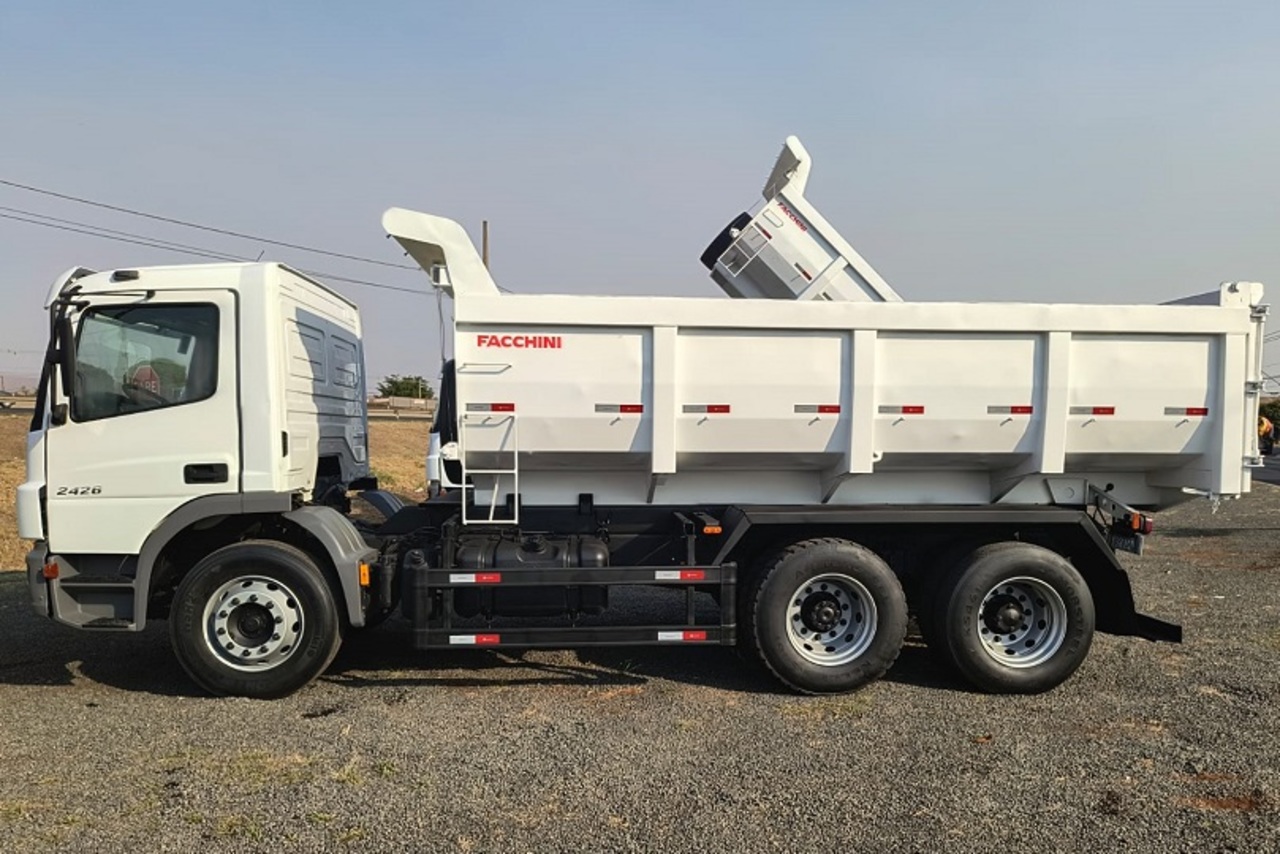 Mercedes Benz Atego 2426 - 20/20 6