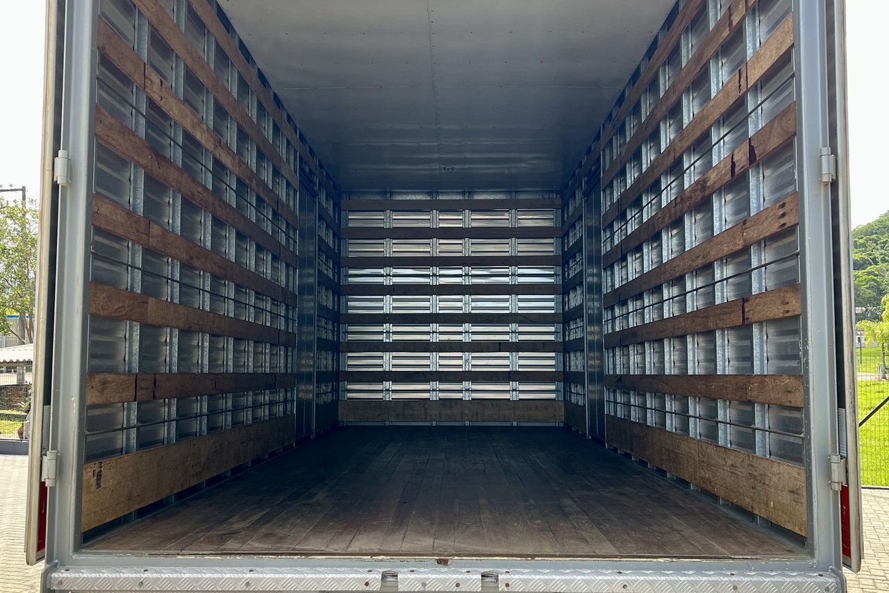Volkswagen 10-160 E Delivery - 14/14 14