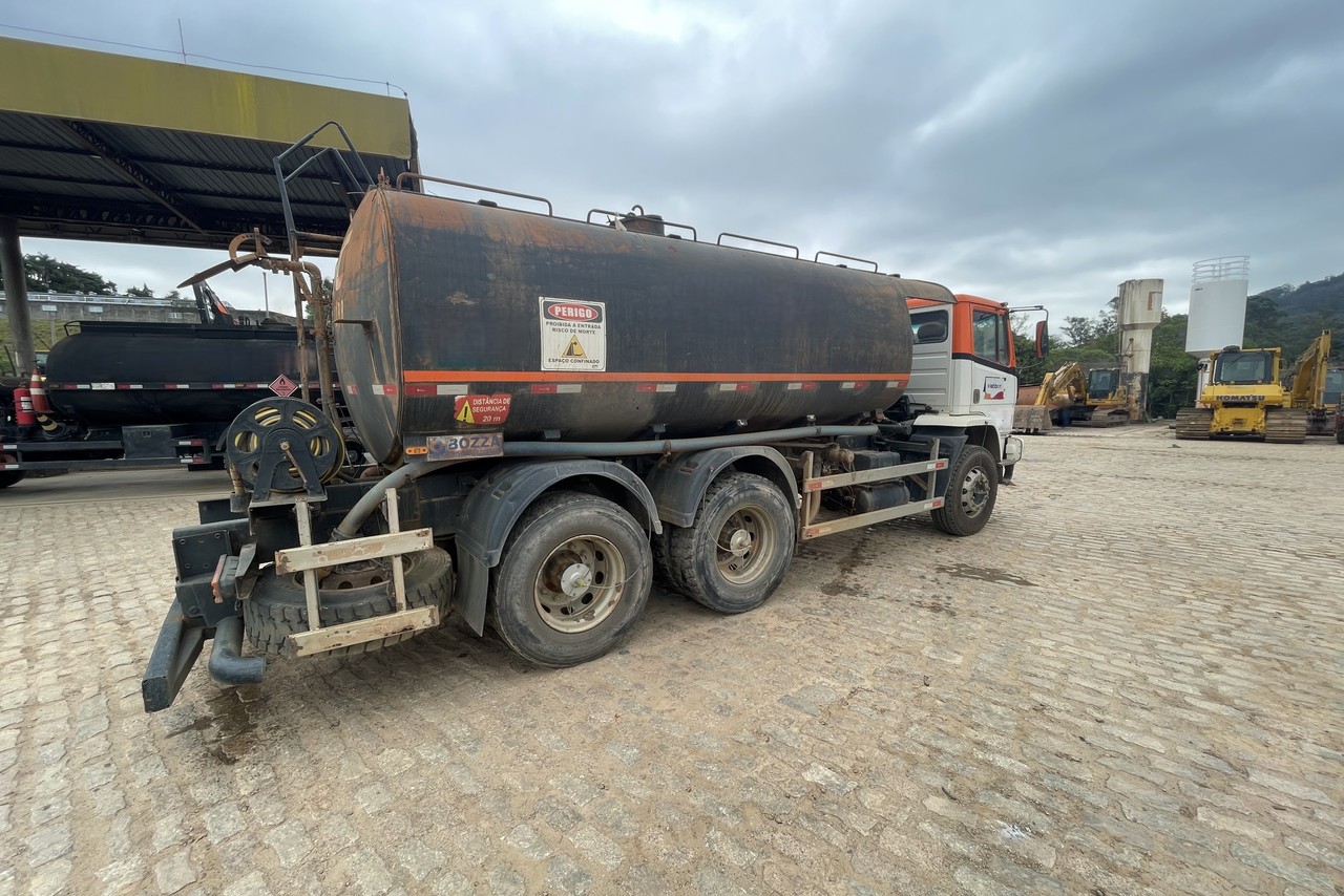 Mercedes Benz Atego 2423 - 04/04 3