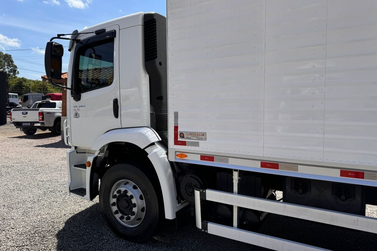 Volkswagen 24-280 E Constellation 6x2 - 22/23 8