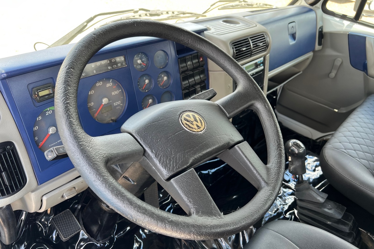 Volkswagen 15-180 E Constellation - 06/06 3