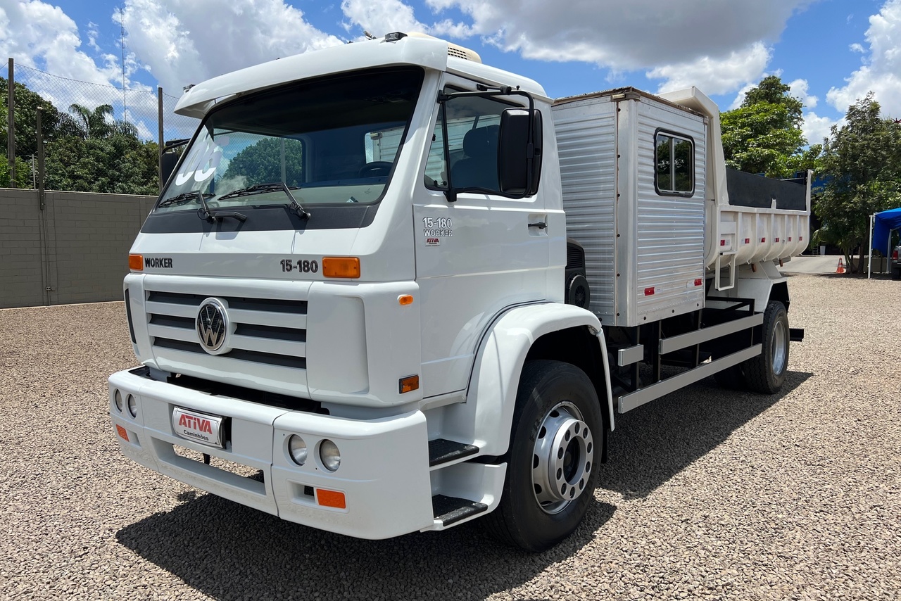 Volkswagen 15-180 E Constellation - 06/06 8