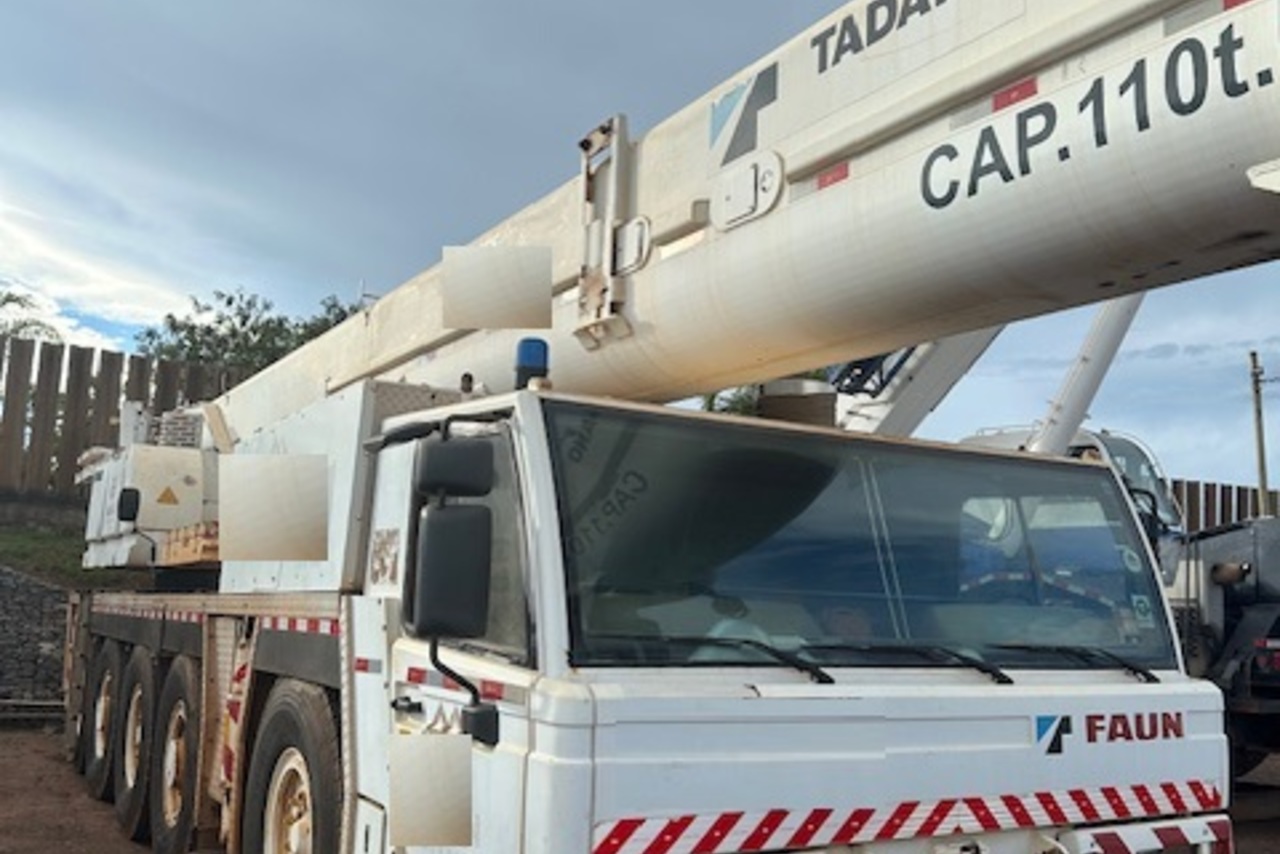 Tadano ATF110G - 06/06 3