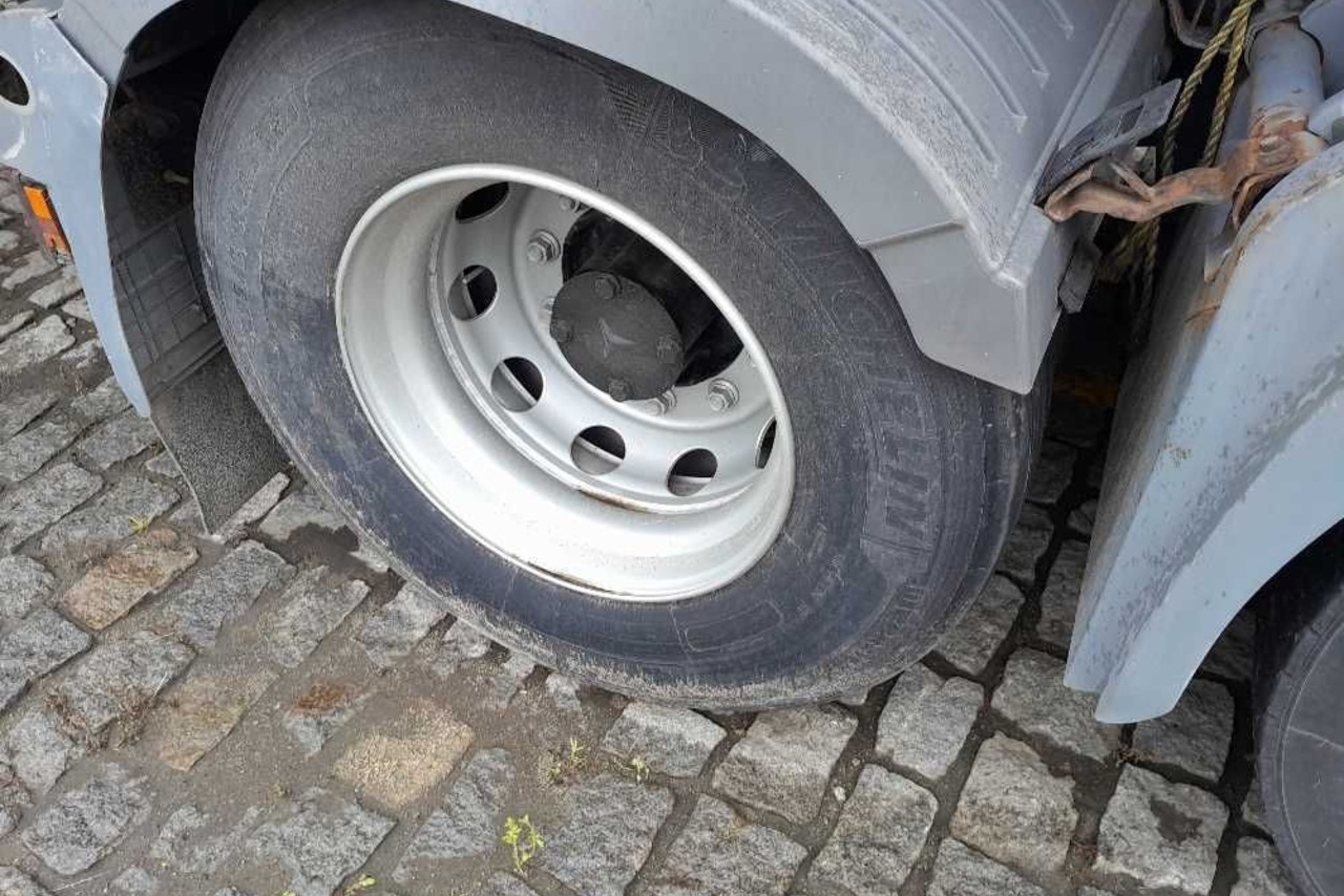 Mercedes Benz Axor 2544 - 13/13 10