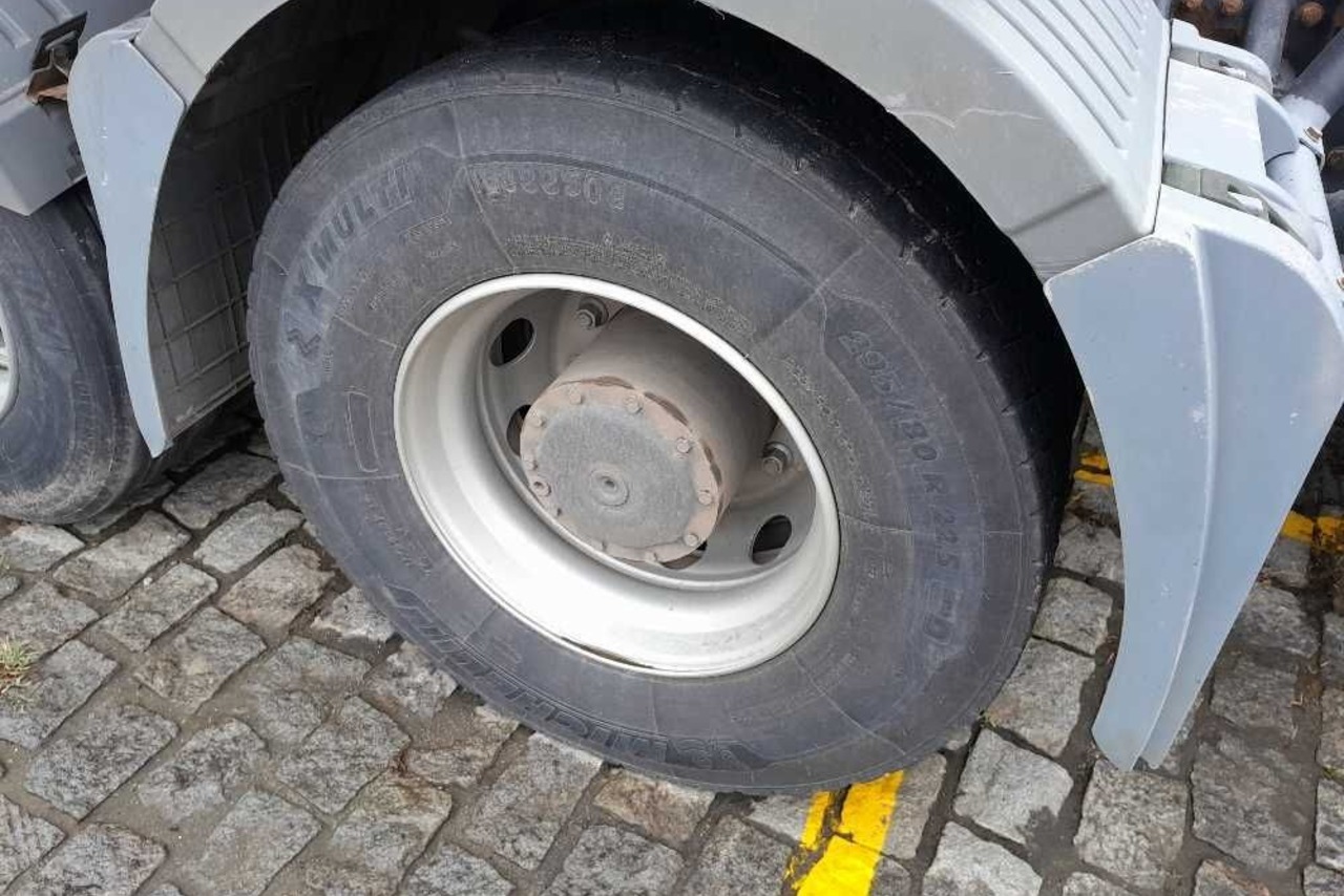 Mercedes Benz Axor 2544 - 13/13 16